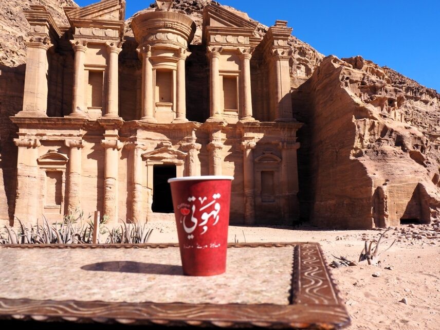 to-monastiri-stin-petra.jpg